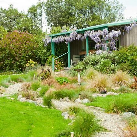 Waterwheel Cottage Upper Moutere Экстерьер фото