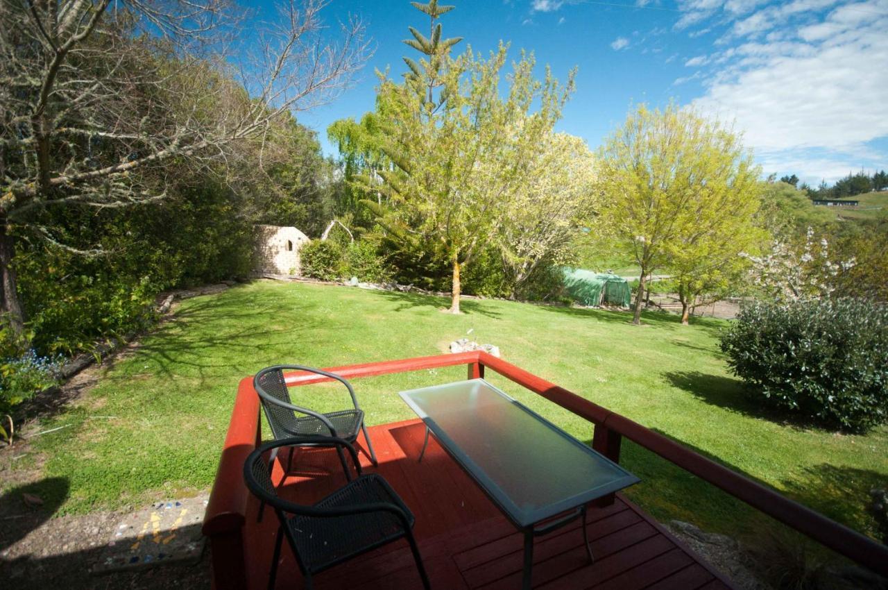 Waterwheel Cottage Upper Moutere Экстерьер фото