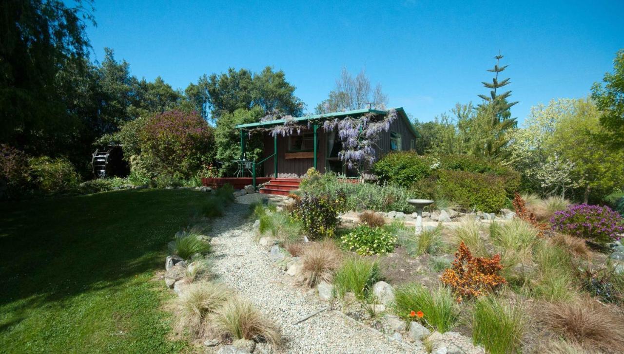 Waterwheel Cottage Upper Moutere Экстерьер фото